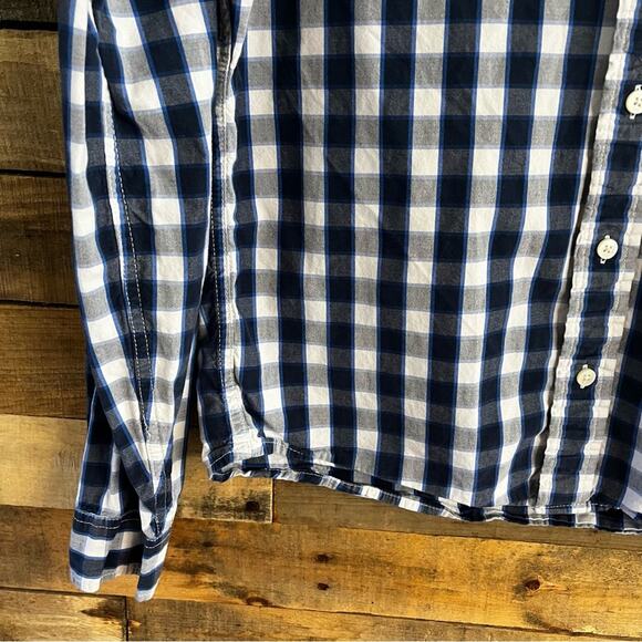 Hollister Blue And White Plaid Button Down Size Large - Picture 5 of 8